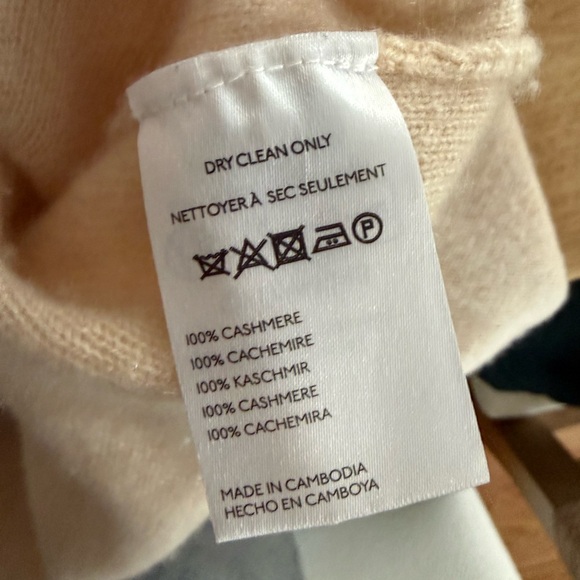 100% cashmere Paris sweater (M) - Picture 5 of 5